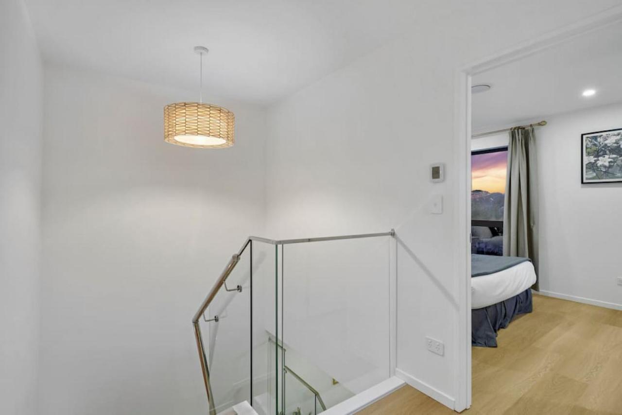 Venture Heights Townhouse With Parking And Patio Holiday home